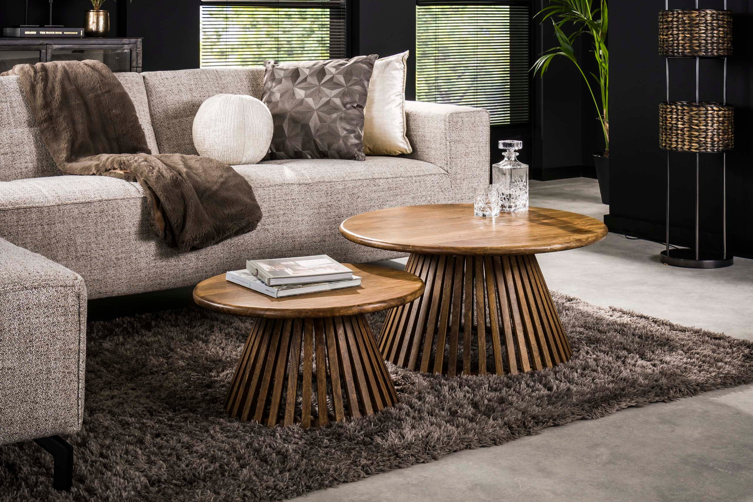 Coffee table Savira - 2-piece set made of mango wood with conical table leg