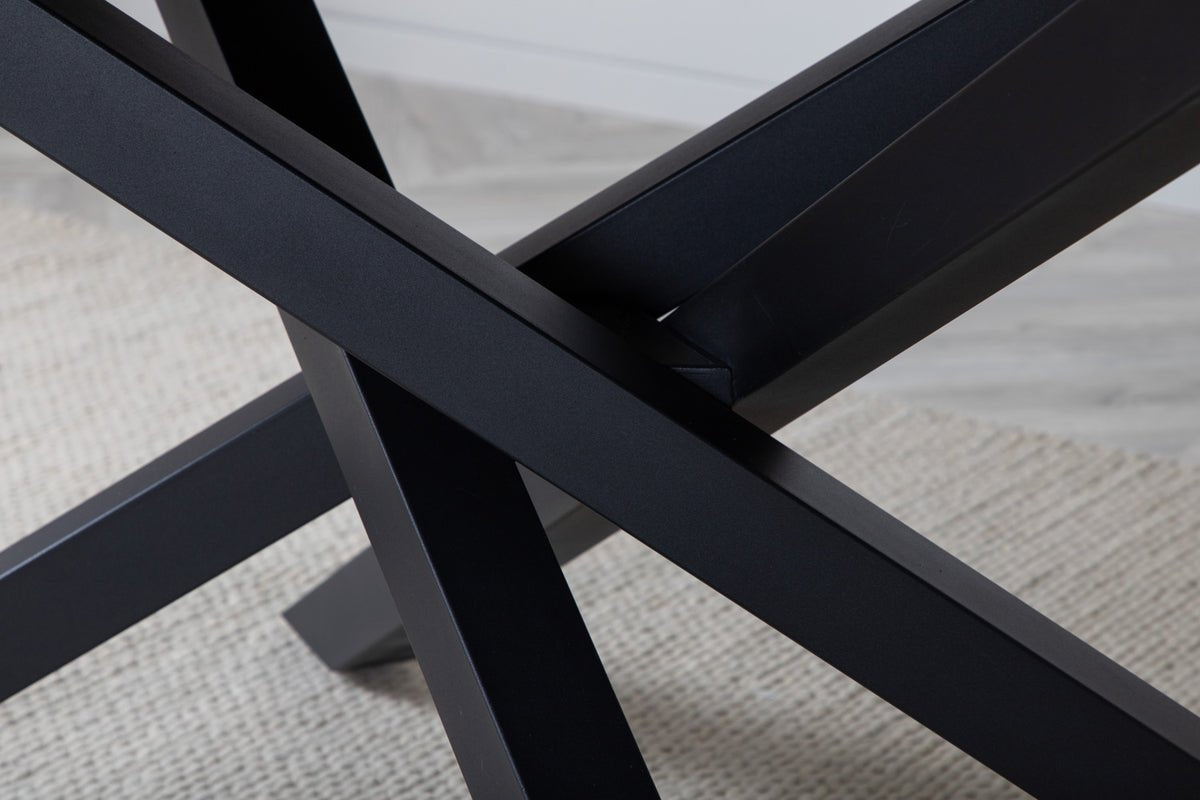 Dining Table Aoraki - with modern elegance and clean lines