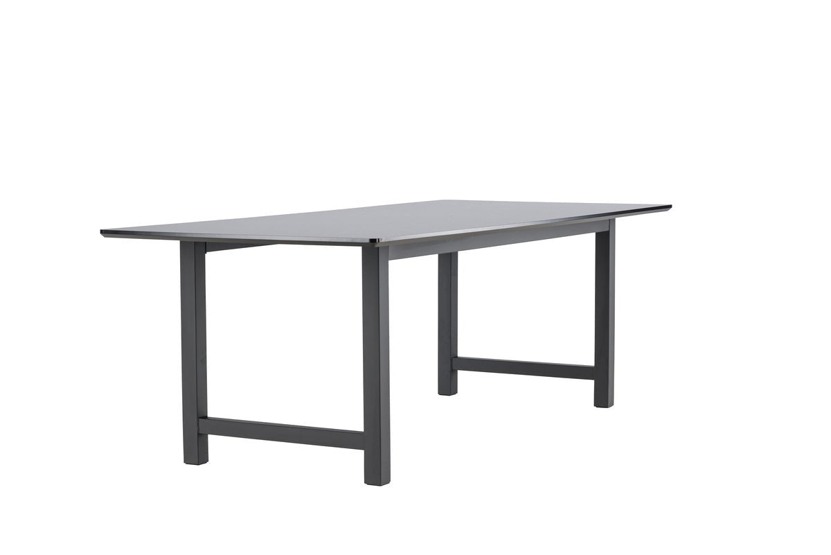 Dining table Mavani - luxurious and versatile to combine