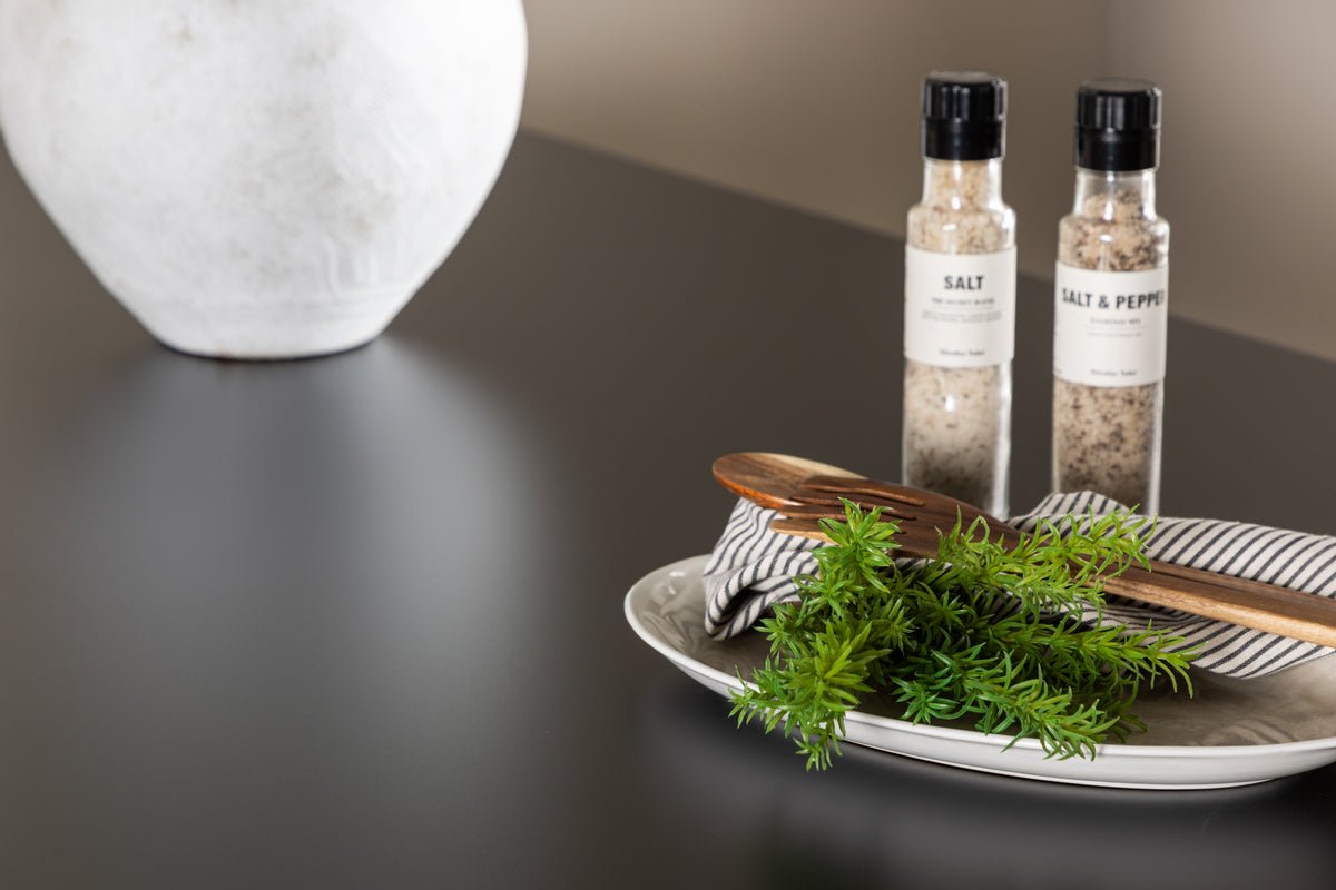 Dining table Mavani - luxurious and versatile to combine