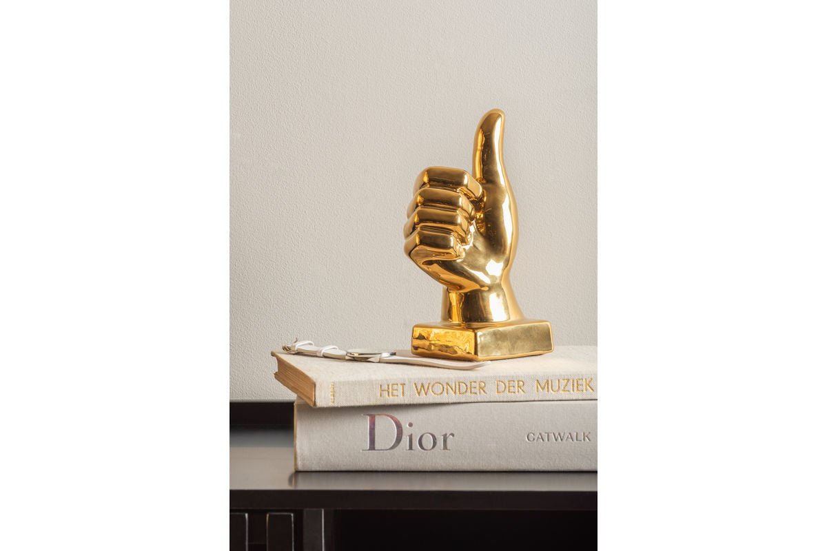 Statue „Thumbs“ – Keramikfigur mit glänzender Oberfläche