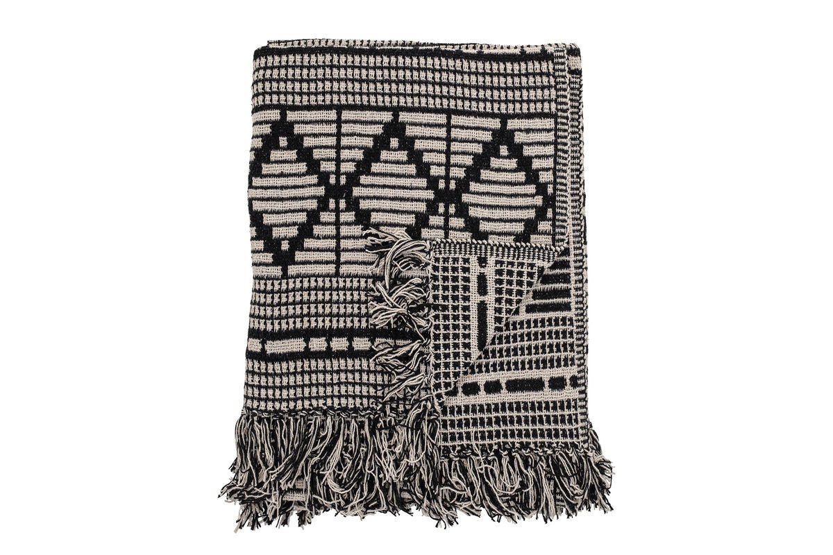 Alva Throw Blanket – Black, made from recycled cotton