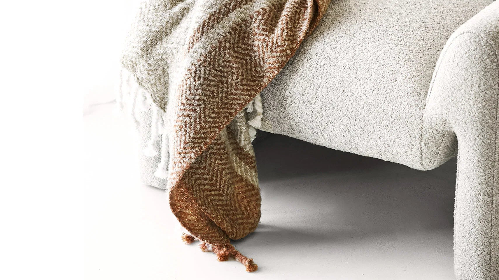 Bedspread Almina - made of polyester and acrylic