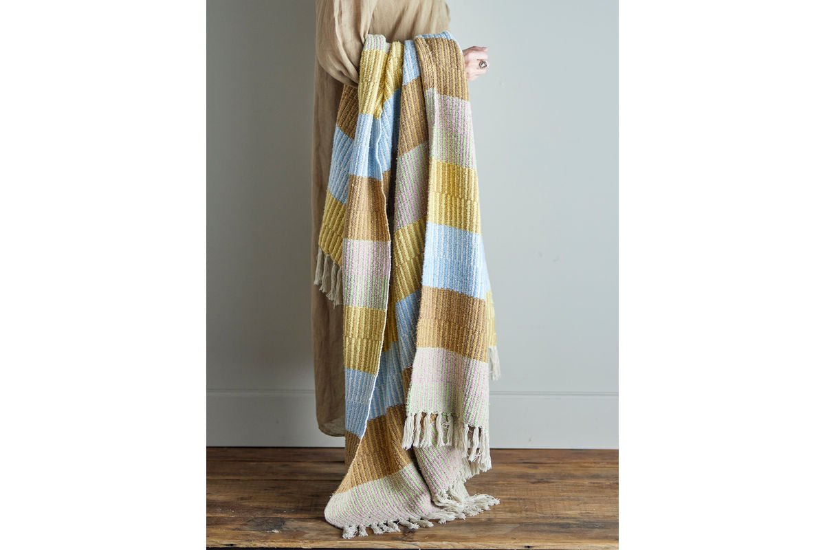 Mana Throw Blanket – Colorful Light, Made from Recycled Cotton