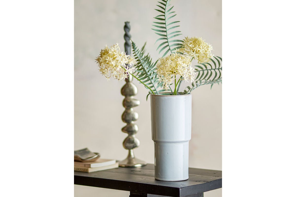 Vase Liz - White, made of stoneware