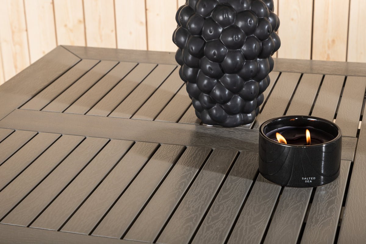 Garden Dining Table Ravello - Extendable from 152 to 210 cm with White Aluminum Frame