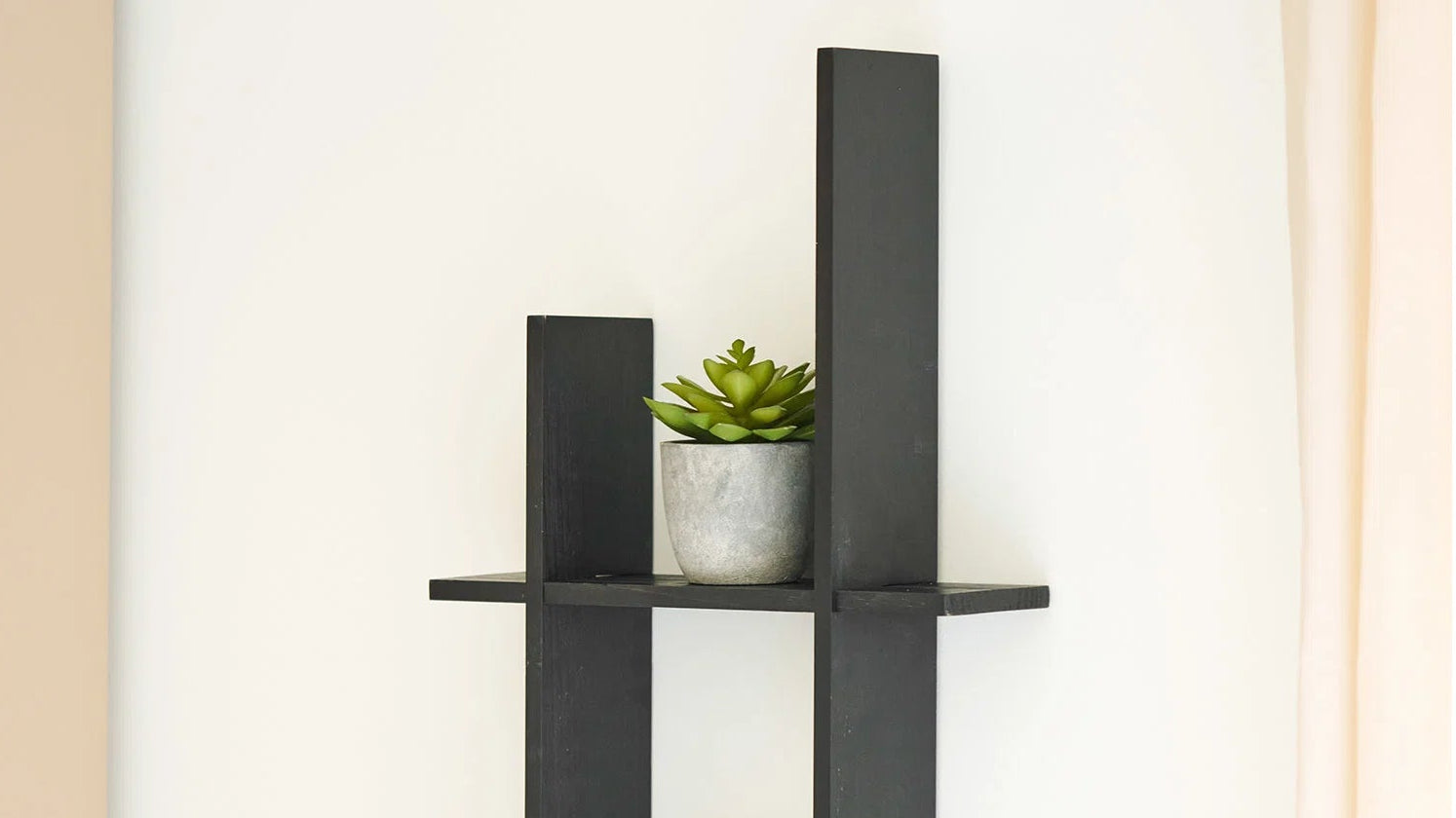 Wall Shelf Monty - made of high-quality pine wood