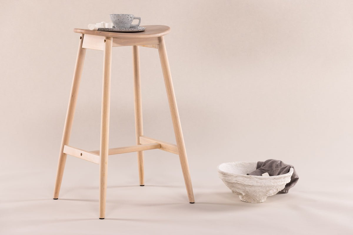 Bar stool Omni - made of rubberwood in natural look