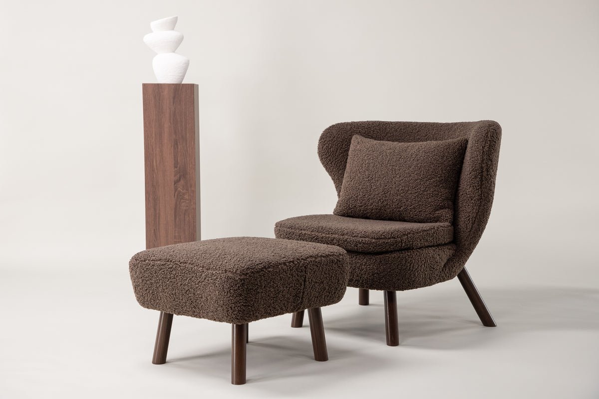 Designer lounge armchair Eldvik – teddy look Brown