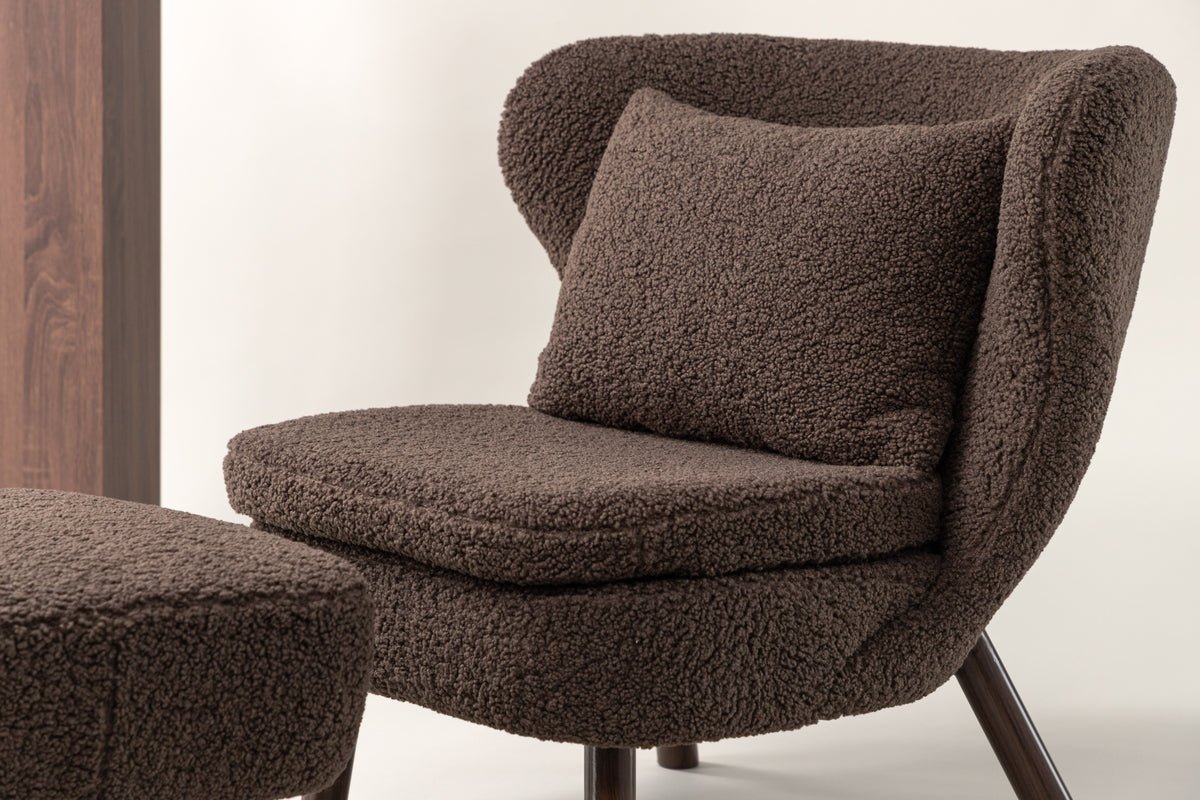 Designer lounge armchair Eldvik – teddy look Brown