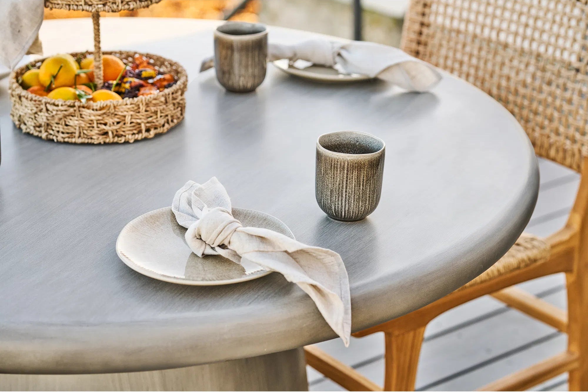 Haviona Plate – made of stoneware in beige (set of 4)