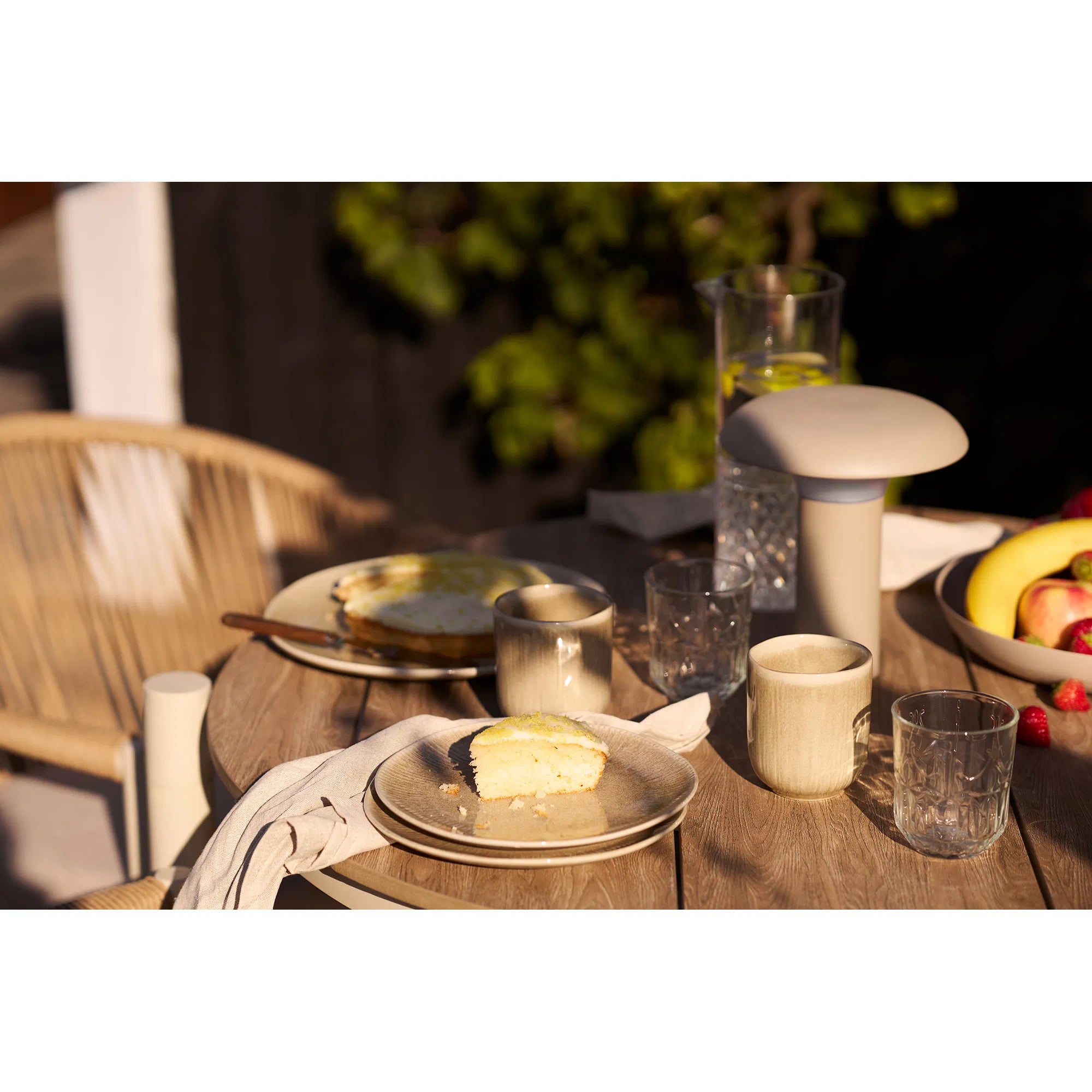 Haviona Plate – made of stoneware in beige (set of 4)