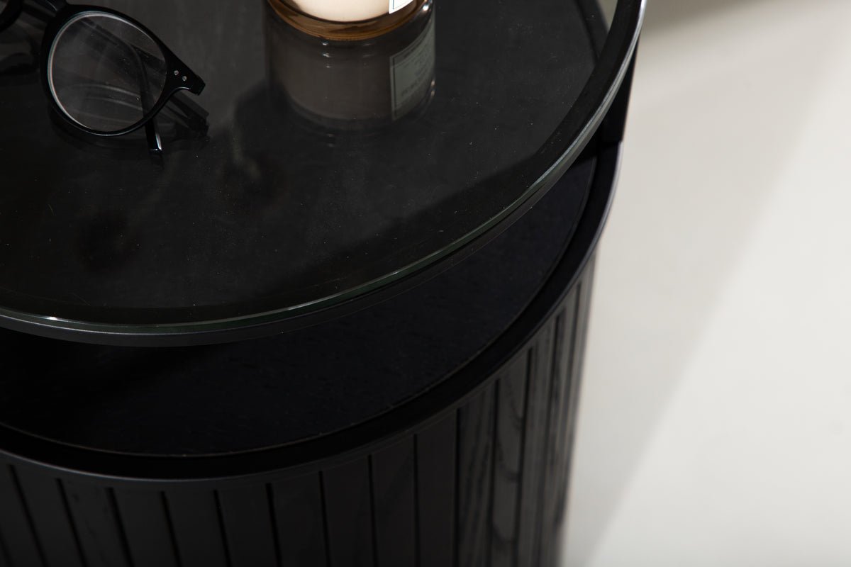 Side table Irina – in Black with round glass top