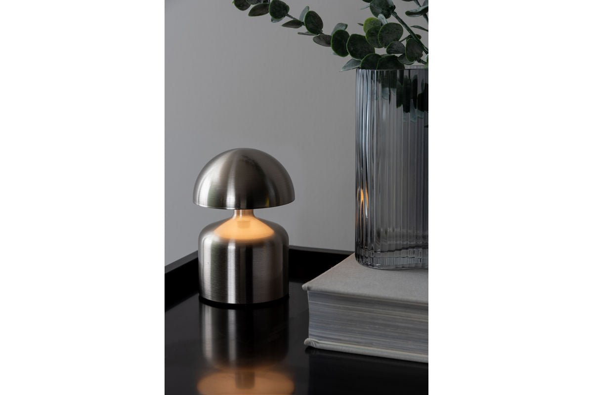 Table Lamp Budapest - Designer Lamp Made of Iron with LED
