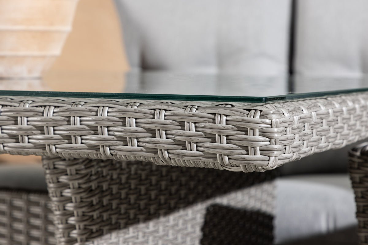 Garden Lounge Set Liventia – available in two colors made of hardwood and synthetic rattan