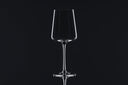 Wine glasses Pia - elegant 2-piece set made of clear glass