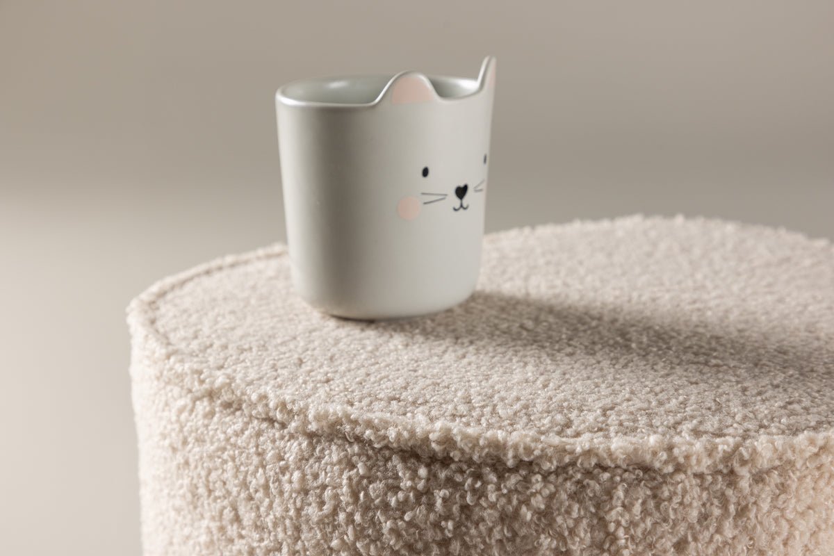 Children's stool Luma – Heart-shaped stool in Beige