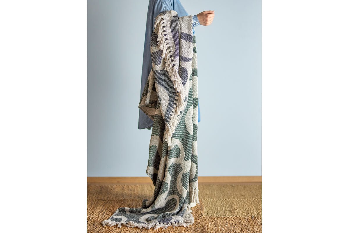 Maris Bedspread - Black, made from recycled cotton