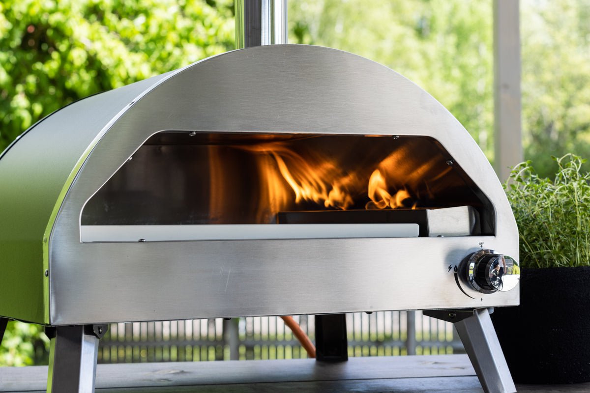 Pizza Oven Parma - made of steel, stainless steel, and ceramic in silver
