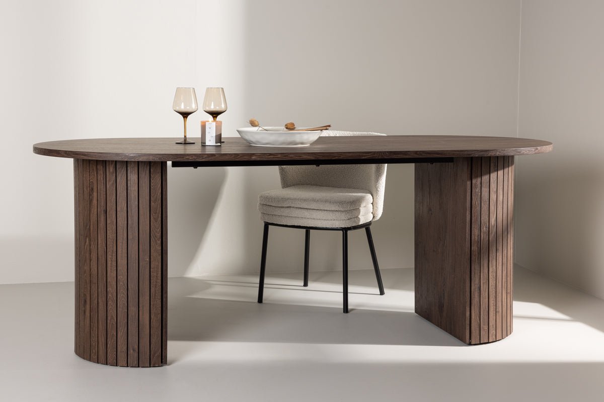 Esstisch Maple - vereint modernes Design mit langlebiger Qualität