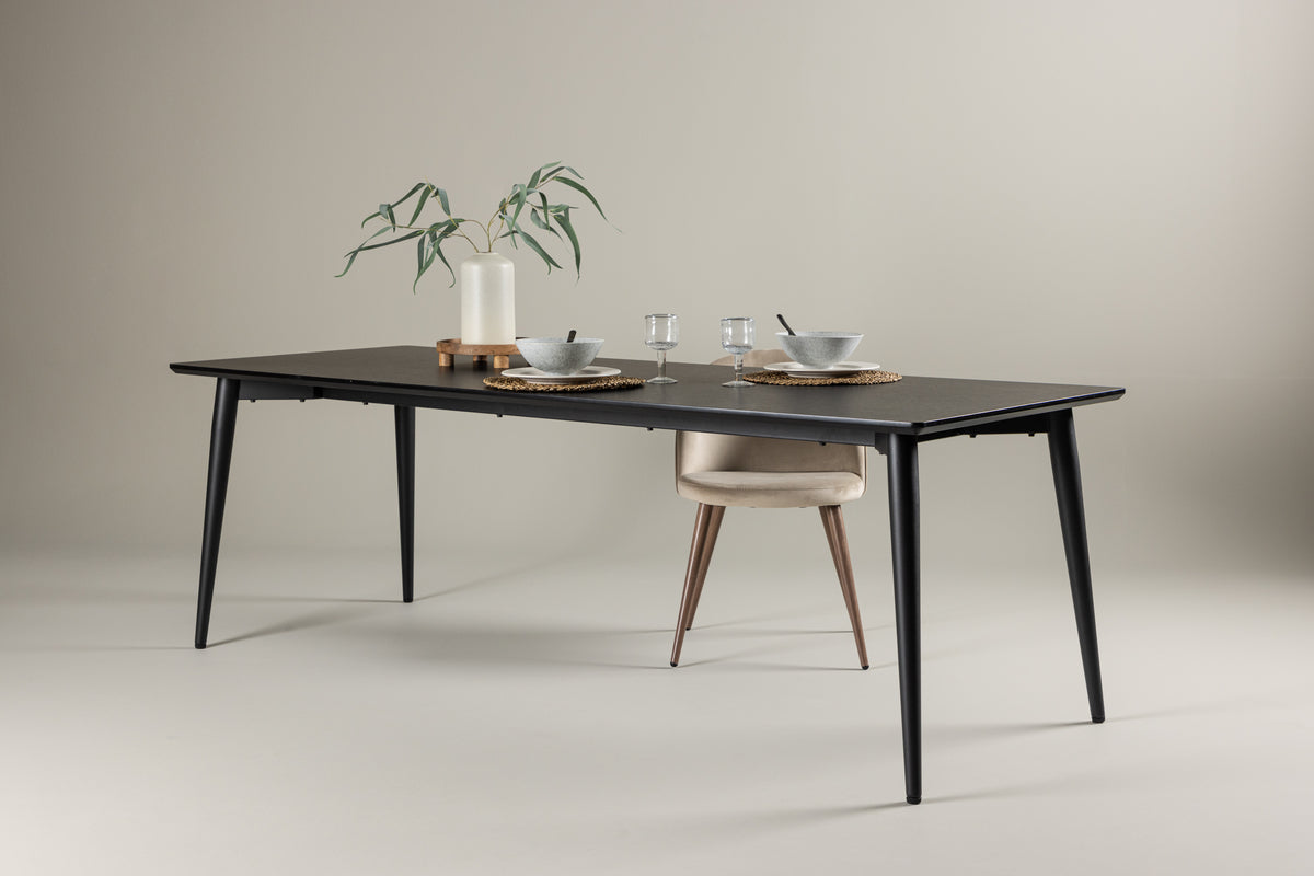 Dining table Tidal - Design meets stability