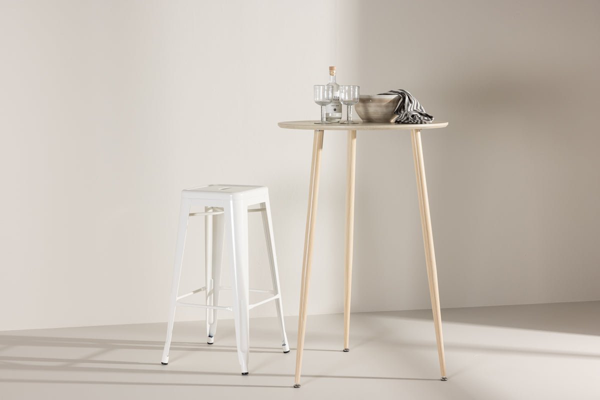 Dining table Solana - elegant and practical