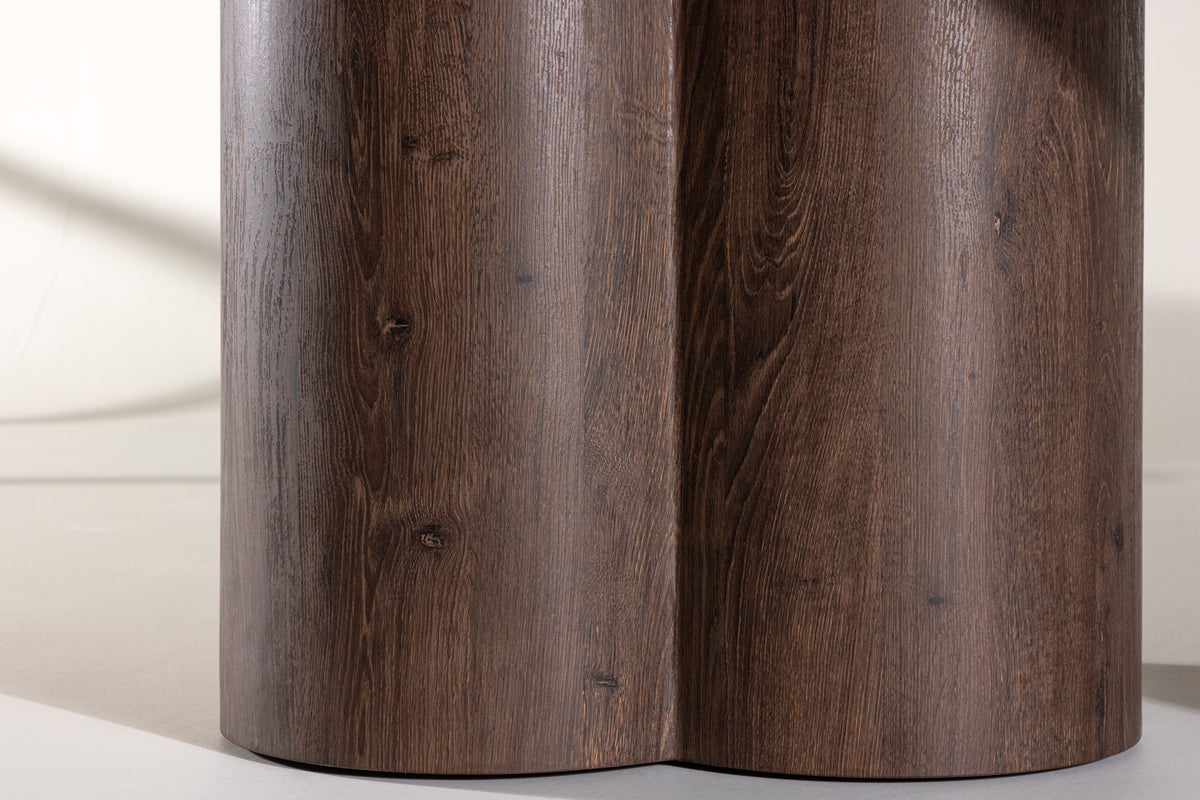 Esstisch Nary - verbindet modernes Design mit zeitloser Eleganz