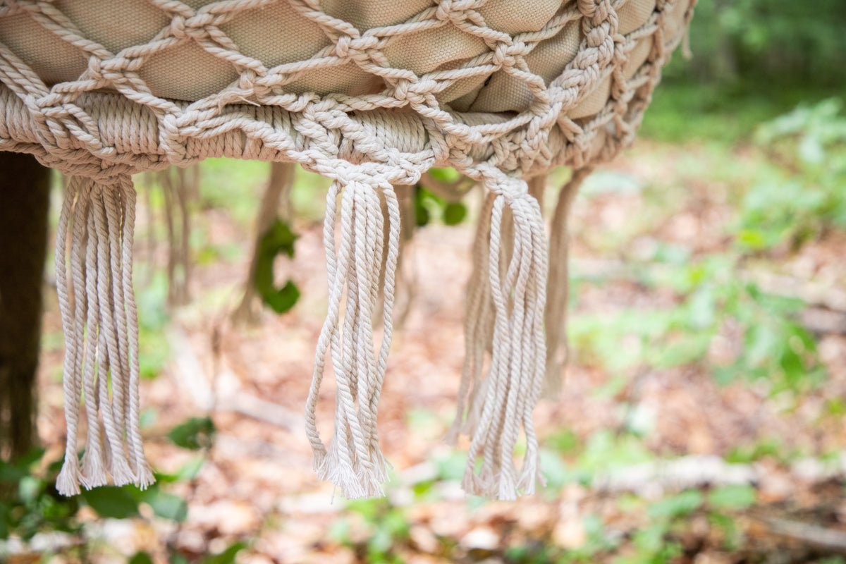 Garden Hanging Chair Vera - made of Polyester in White or Gray