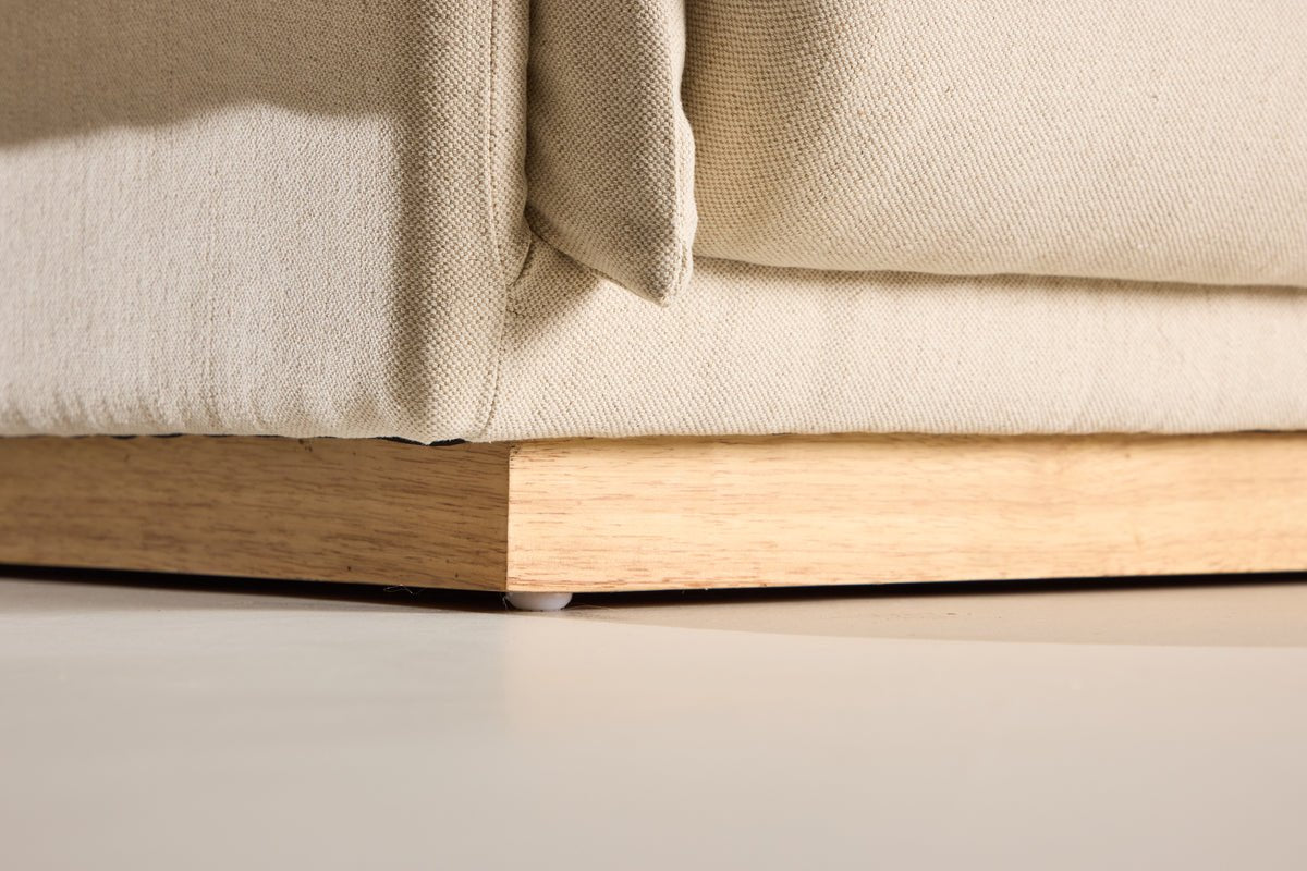 Armchair Möllner - made of oak wood with linen cover