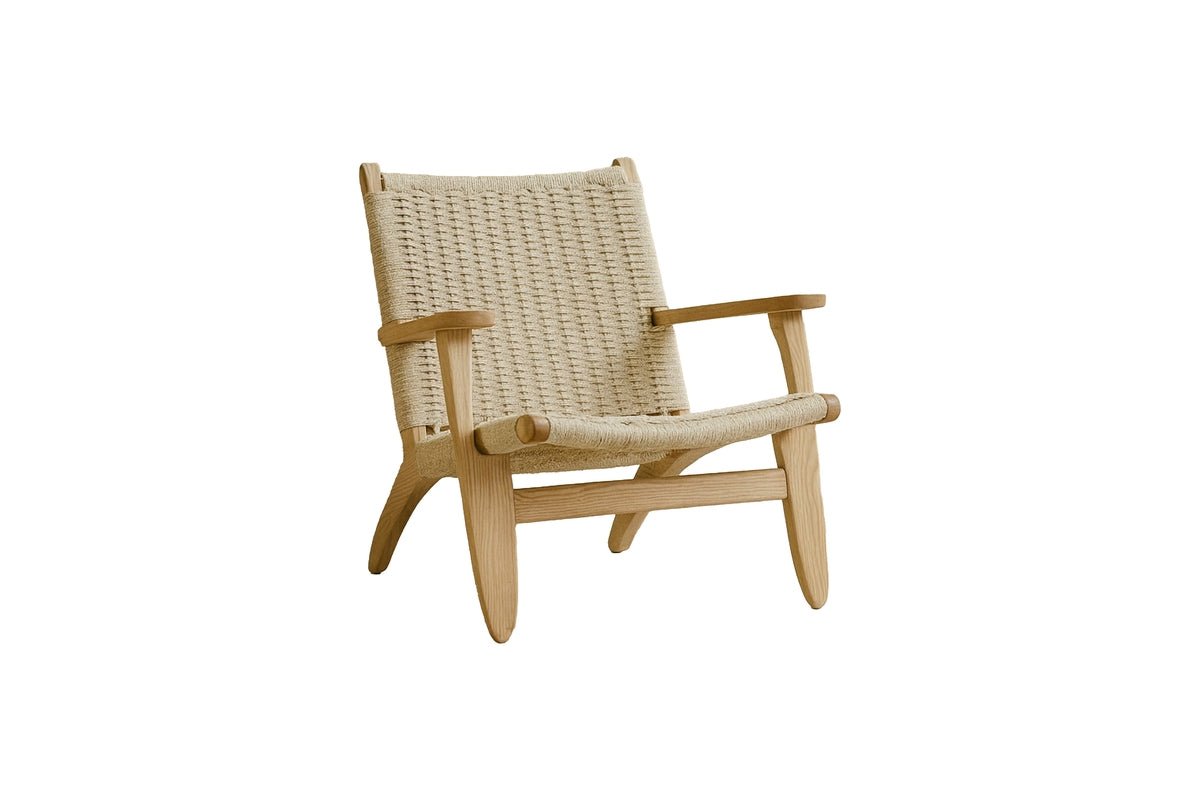 Lounge Chair Raisa – with Wooden Legs & Woven Backrest