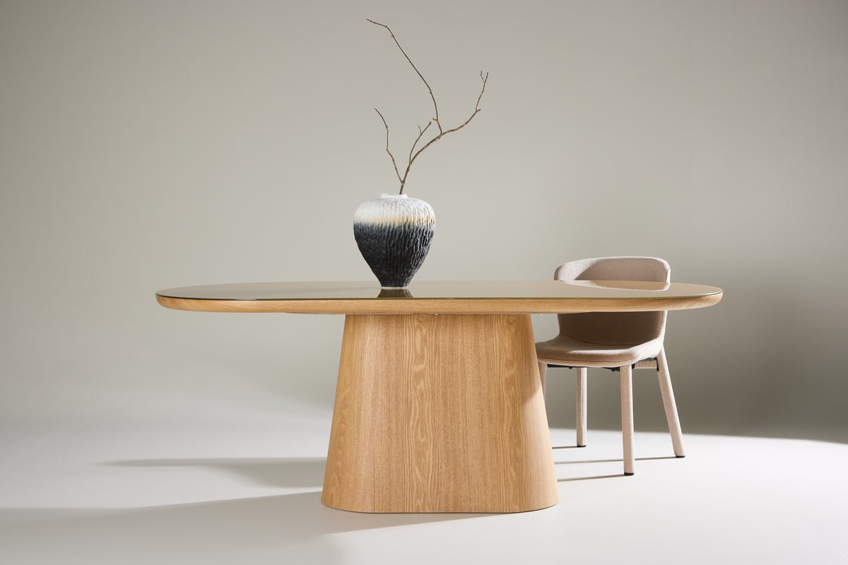 Trianda dining table - oval dining table in natural look with glass top