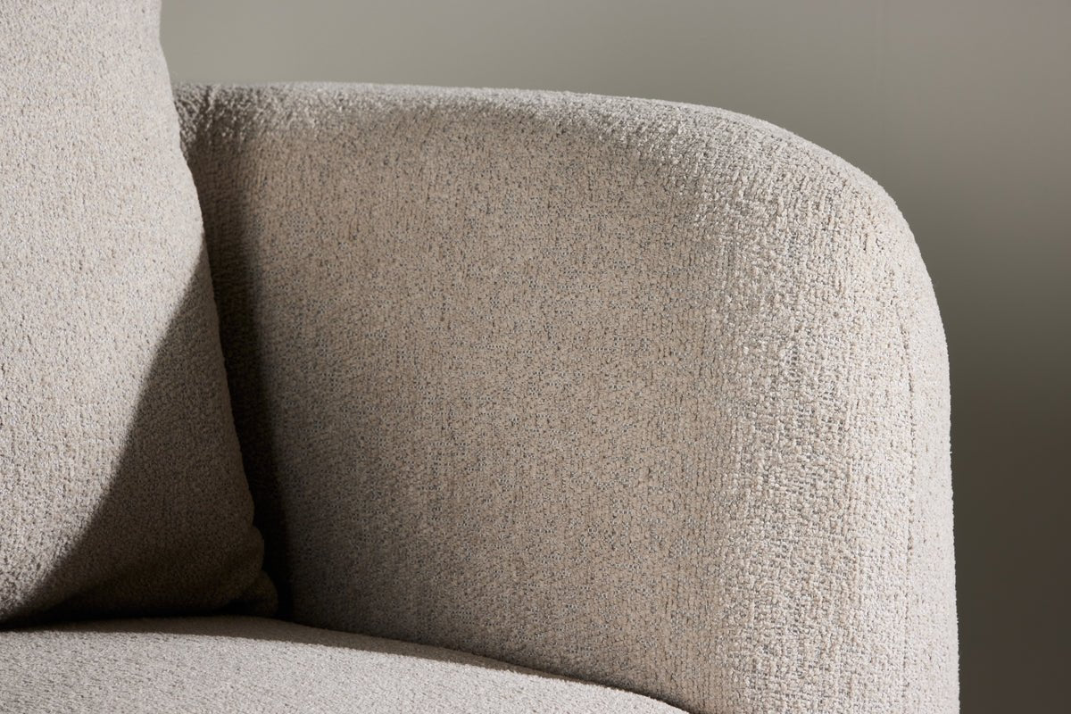 Armchair Zilli - with exclusive beige bouclé