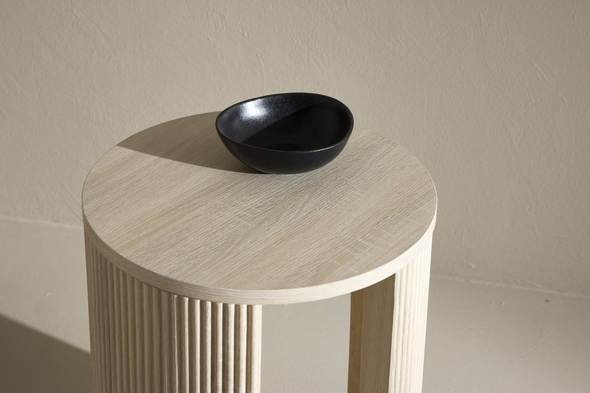 Side Table Belrose – in Mocha or Whitewash