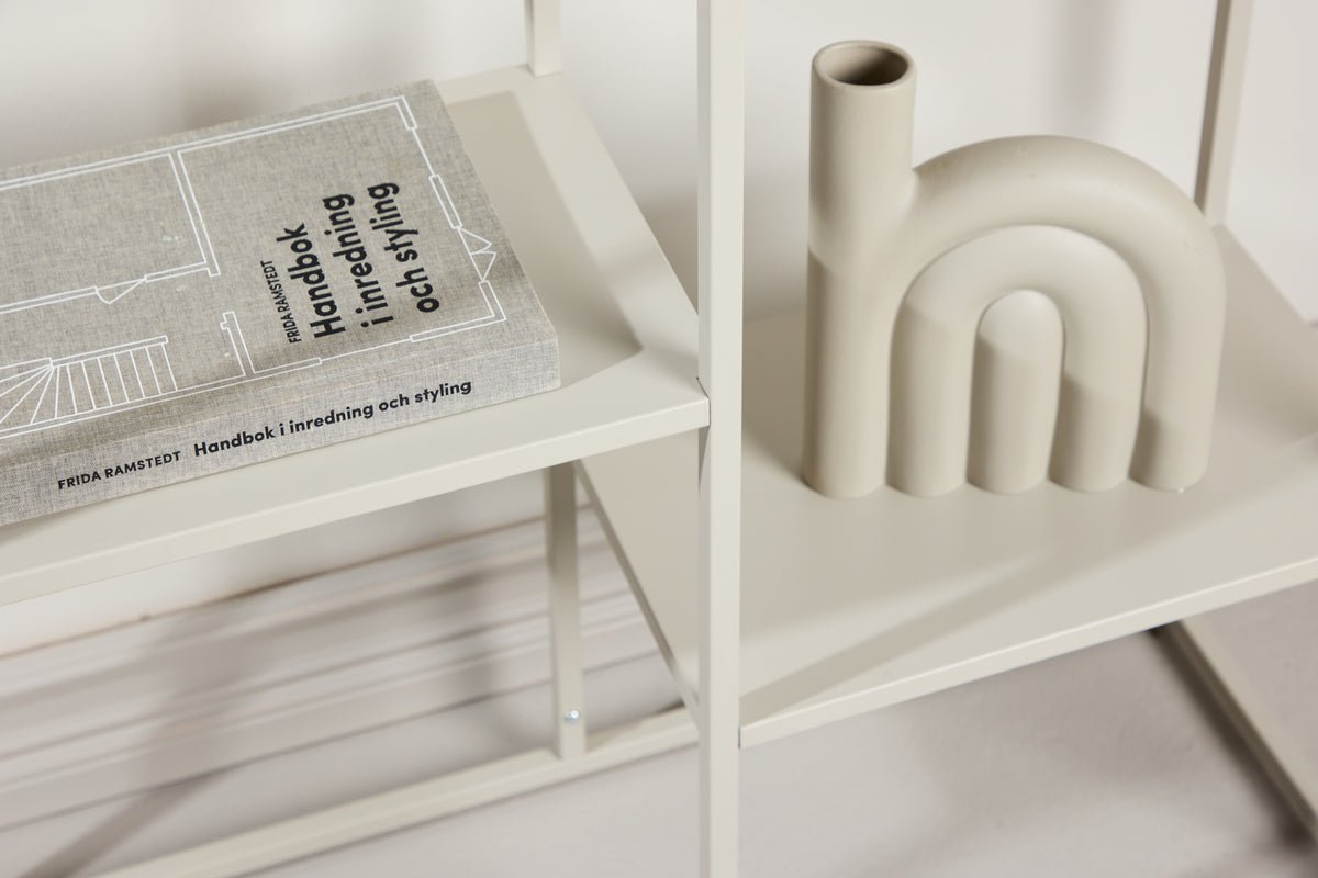 Side table Lenny – in soft beige tone