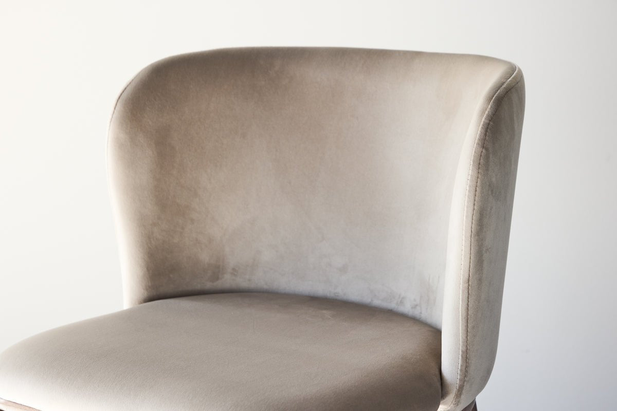 2-piece set - Chair Coffee with soft, beige velvet fabric