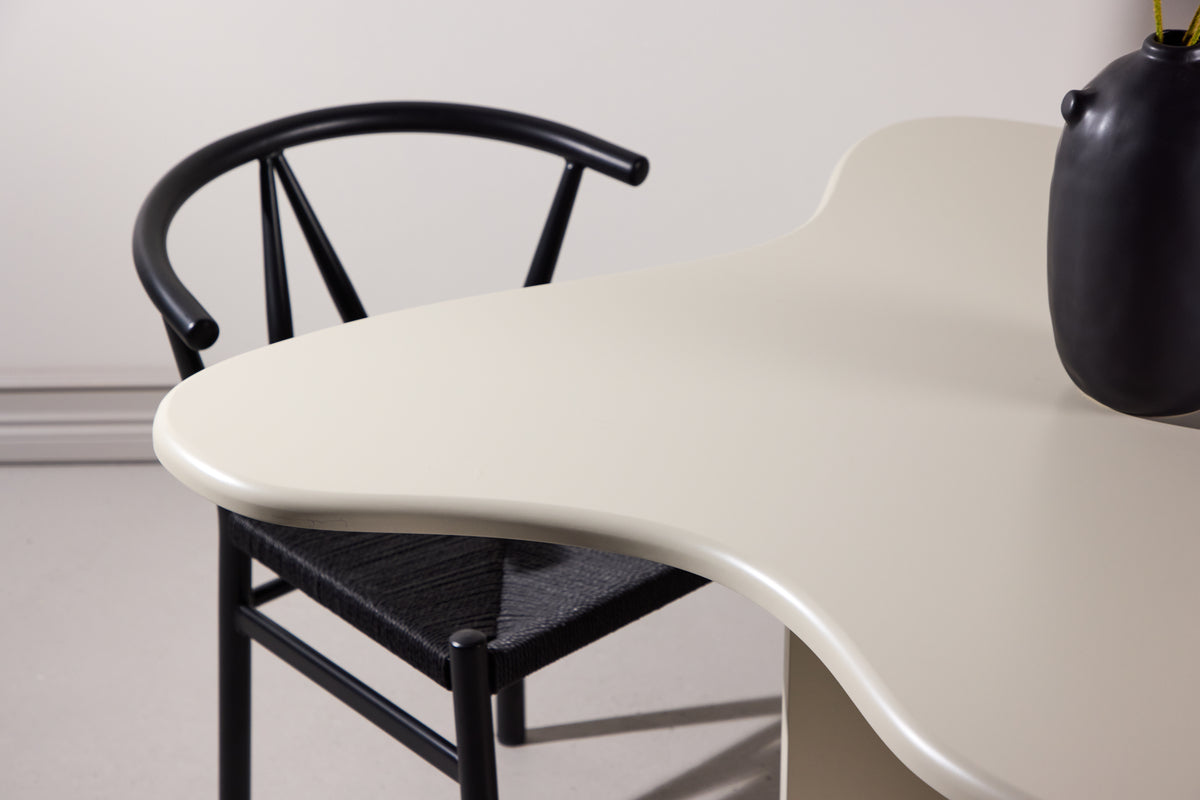 Dining table Lumière – with unique tabletop