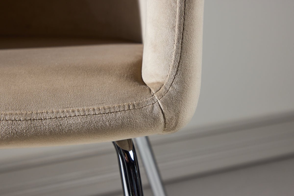 Chair Natura - Made of comfortable polyester velvet