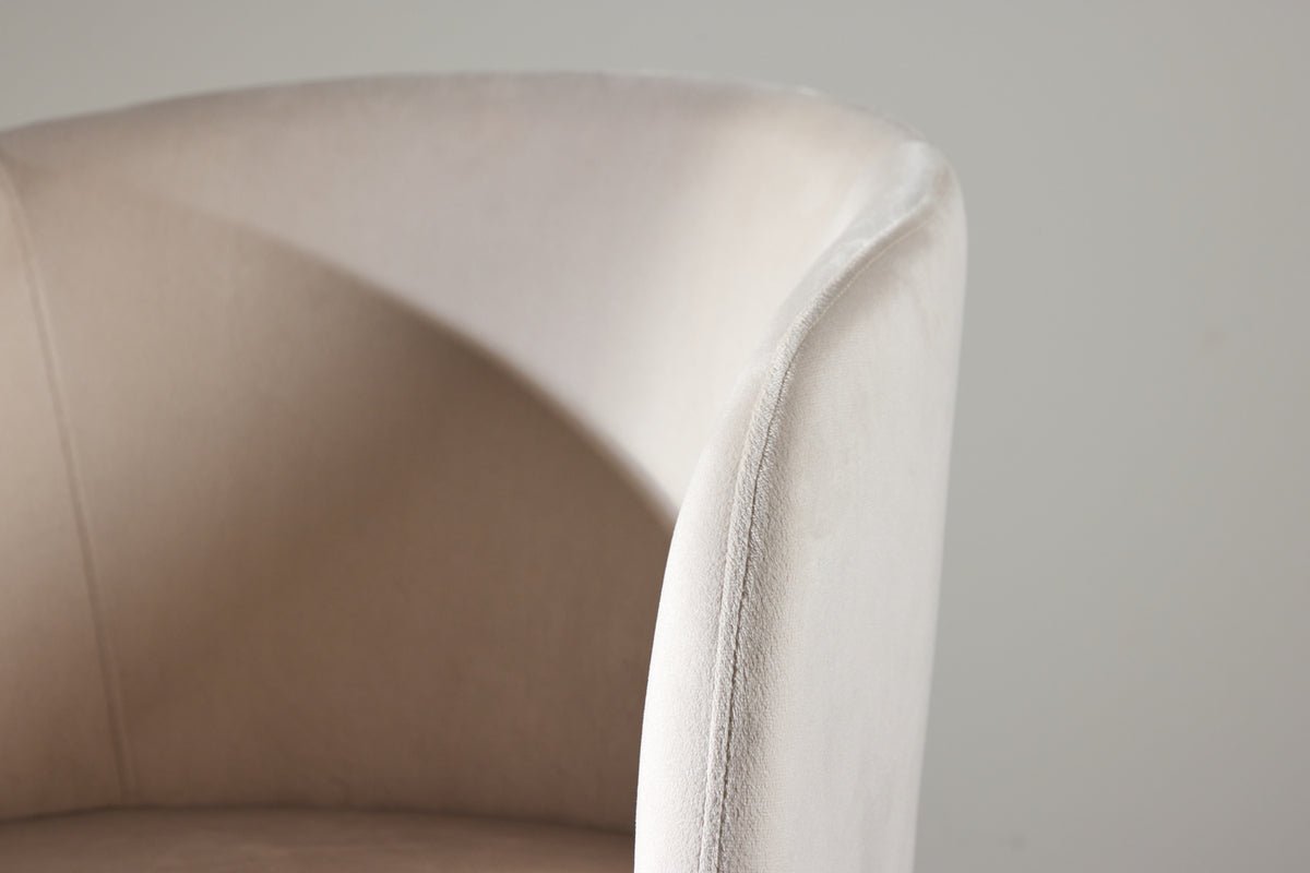 Chair Natura - Made of comfortable polyester velvet