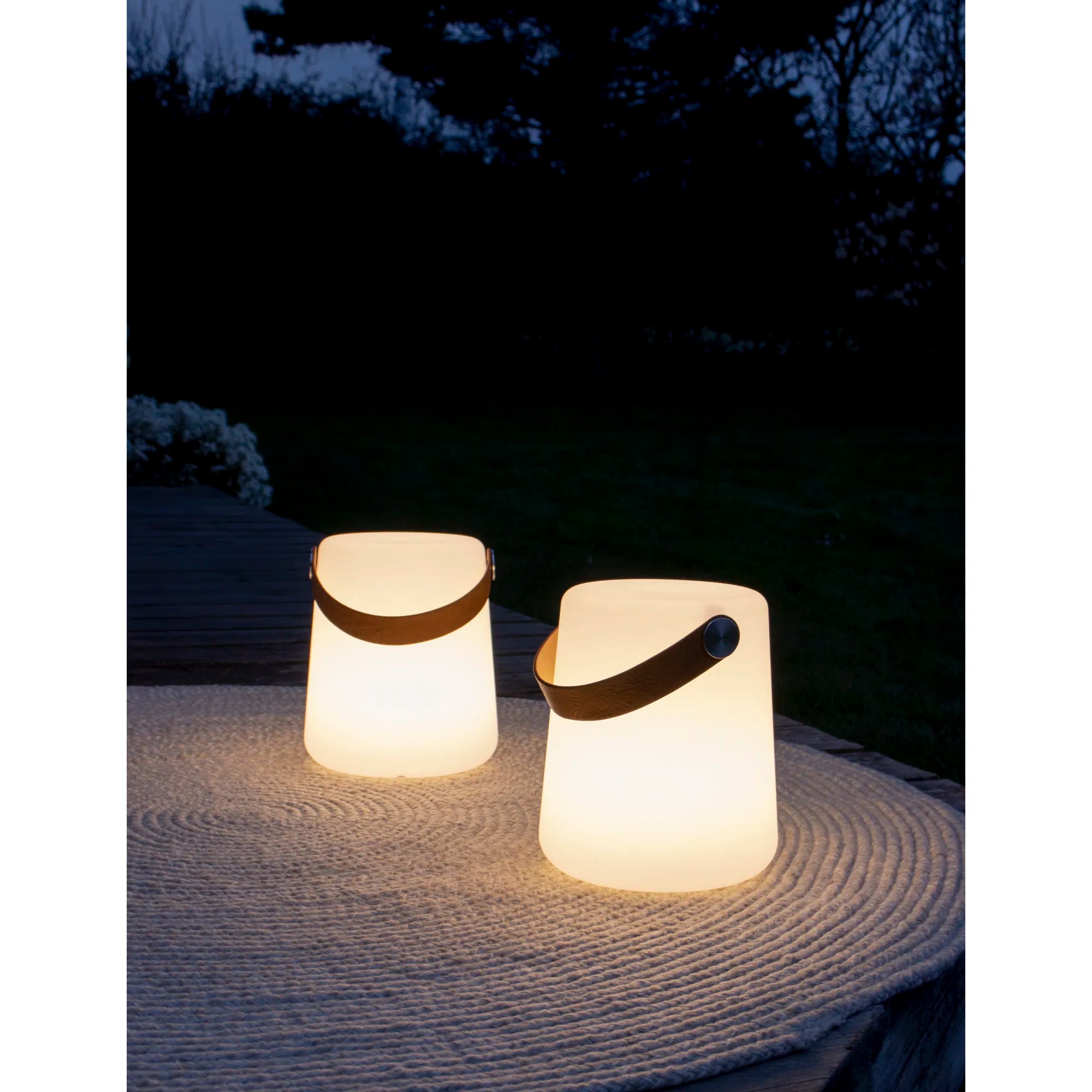 LED Gartenlampe Viento mit Tragegriff