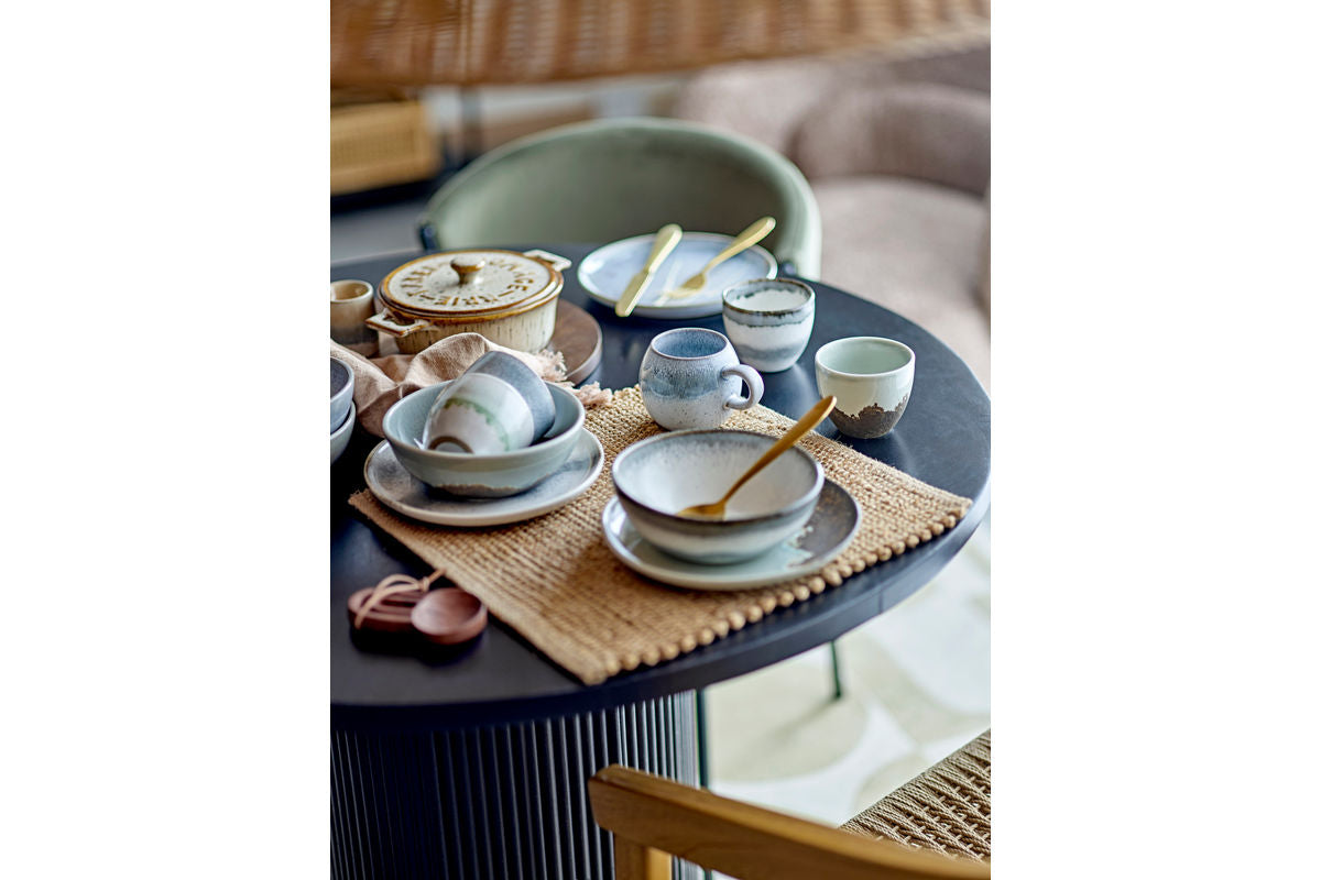 Liora Breakfast Set – Stoneware with Textured Glaze (12-piece)