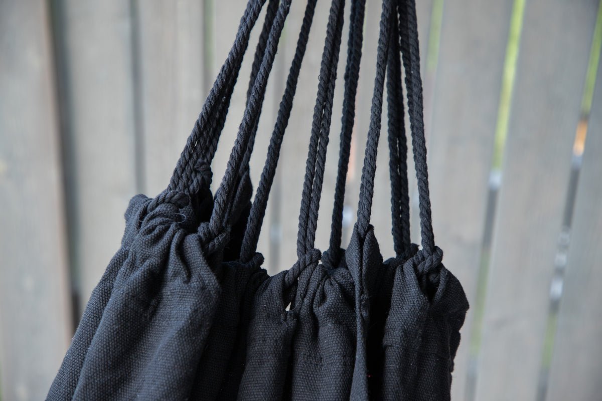 Calma Hammock - made of polyester in Black