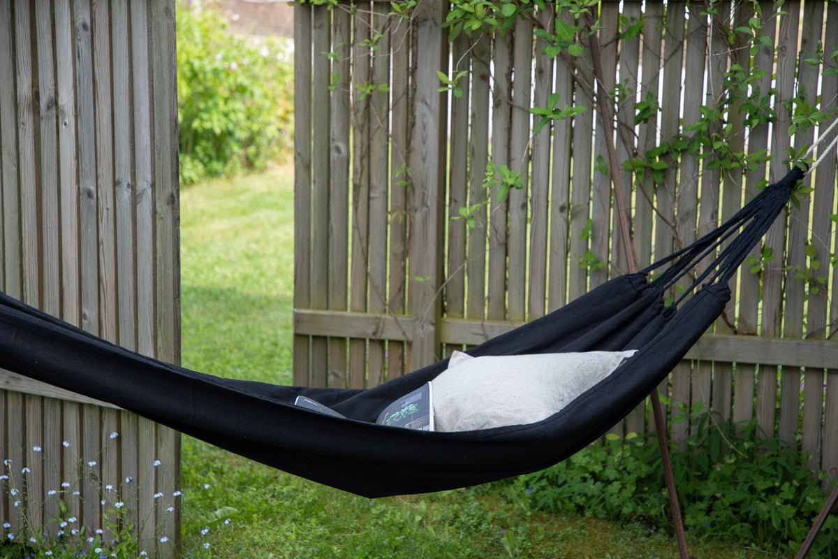 Calma Hammock - made of polyester in Black