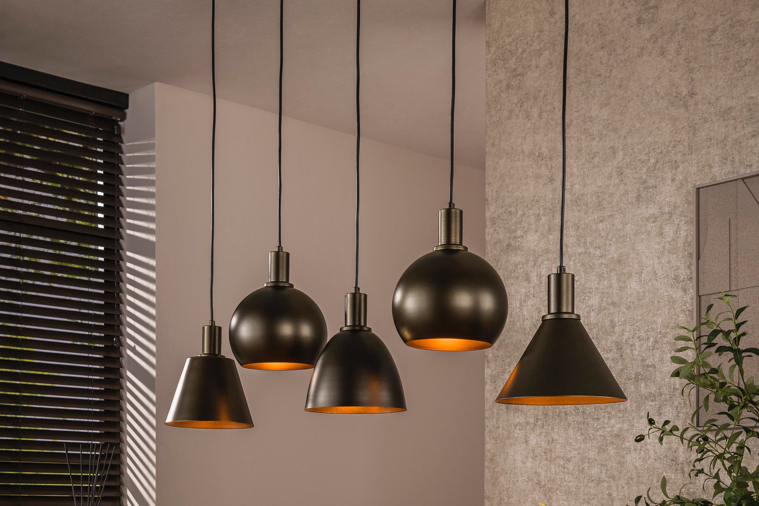 Pendant lamp Bravino – Five metal shades in Brown or Beige (five-light)