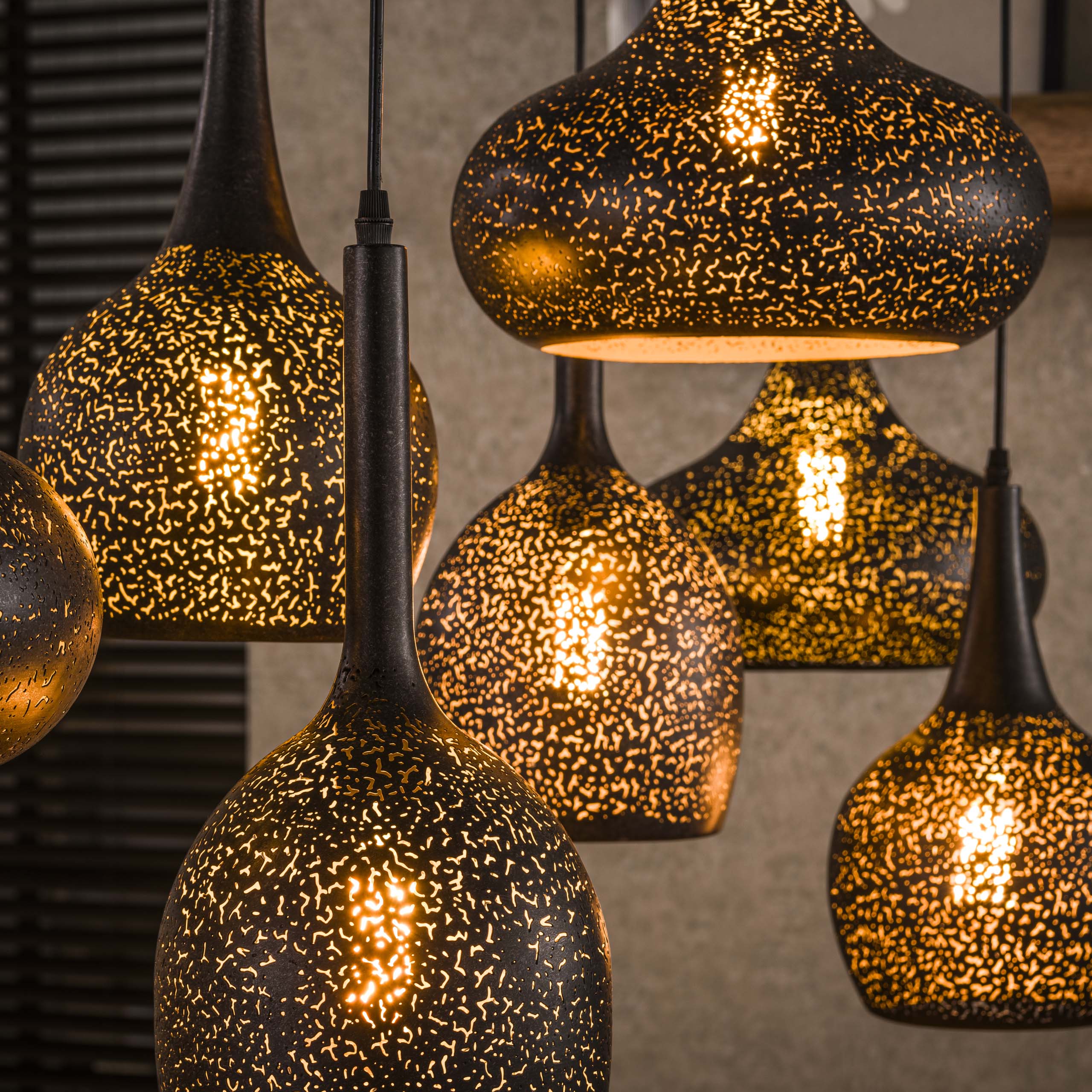 Pendant Lamp "Virena" – With 7 Individual, Handcrafted Lampshades in Black