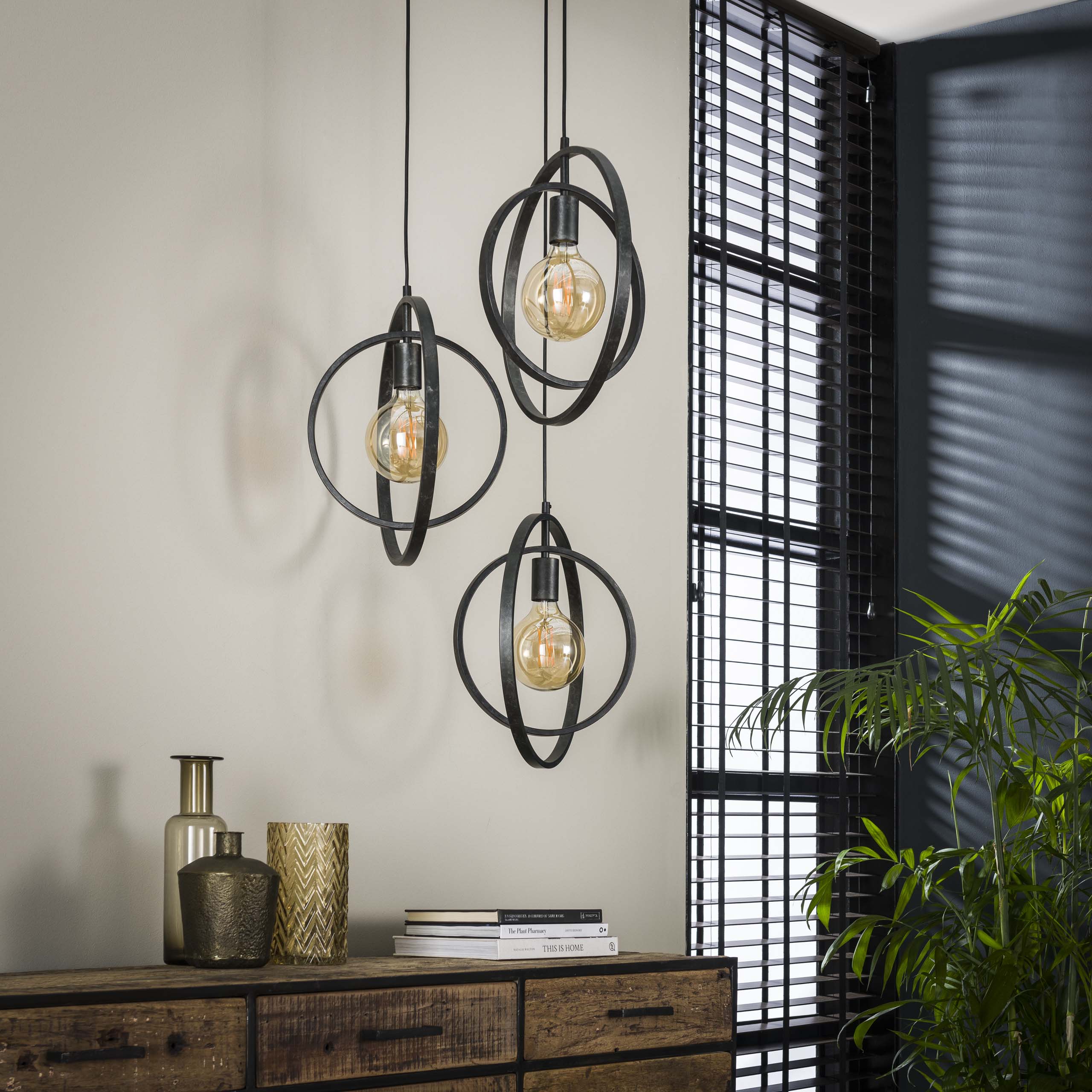 Pendant lamp Orbitra Trio – Tiered ring design in Anthracite (3-light)