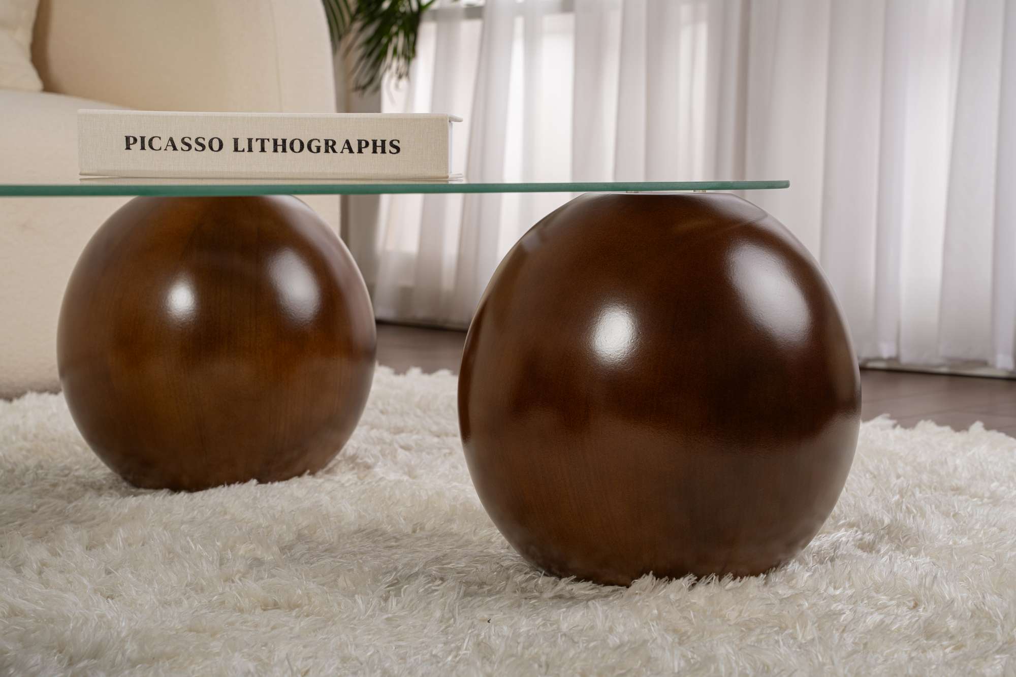 Coffee Table Ravento - Tempered Glass Tabletop with Rounded Corners