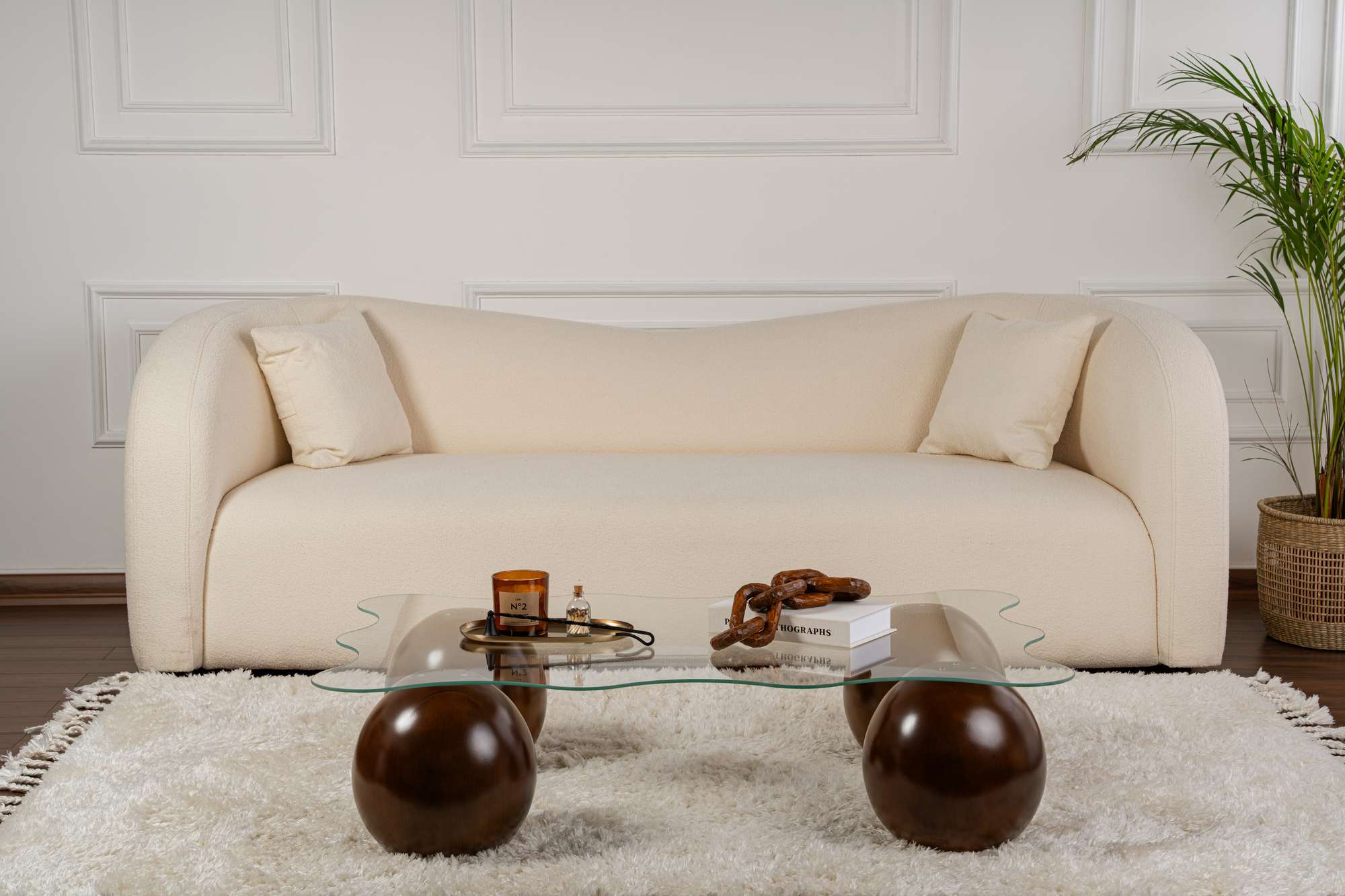 Coffee Table Trevano - Tempered Glass Tabletop with Wave Silhouette