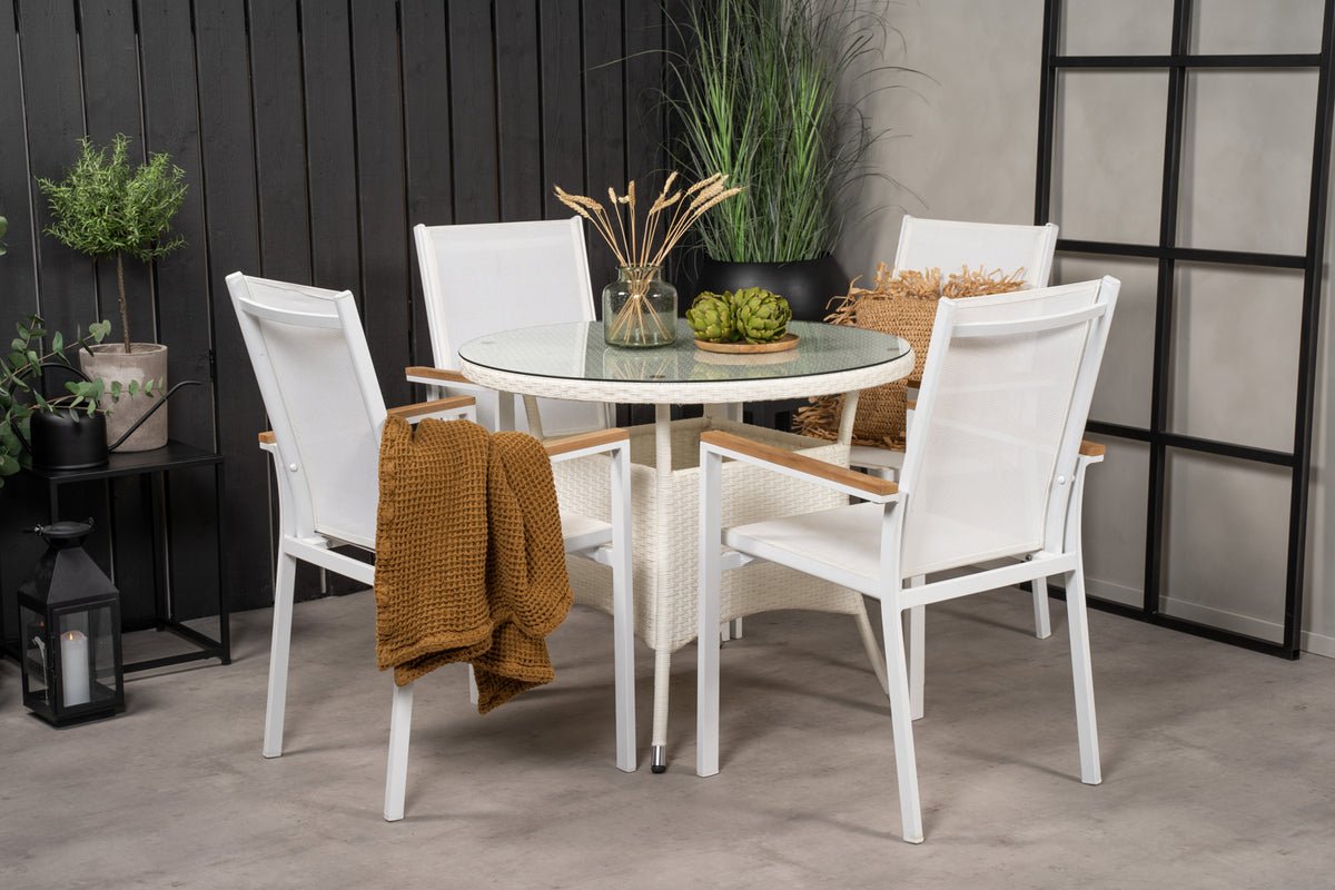 Garden table Eluno - the modern design creates a cozy atmosphere