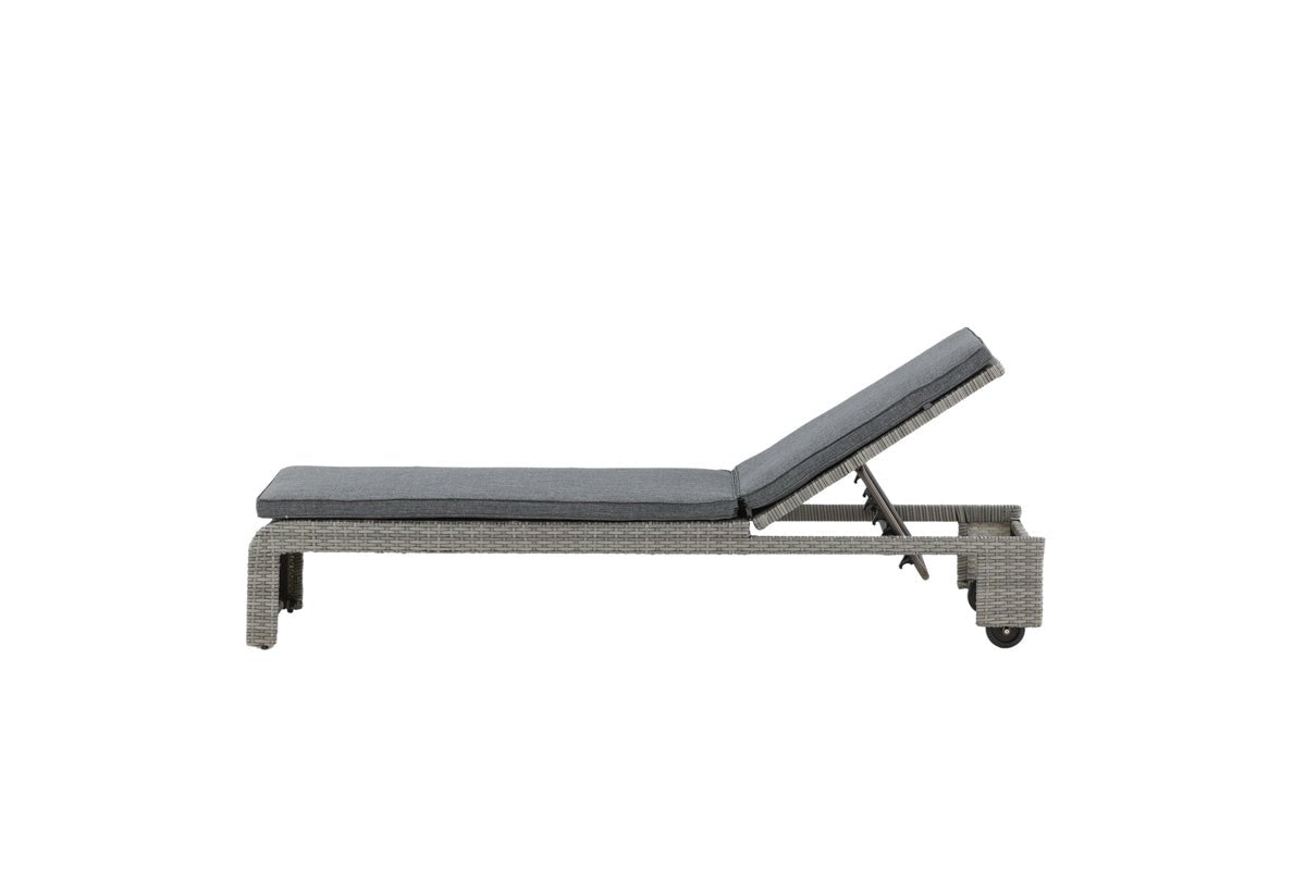 Garden Sun Lounger Irina - made of Rattan