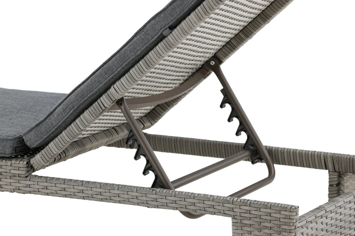 Garden Sun Lounger Irina - made of Rattan